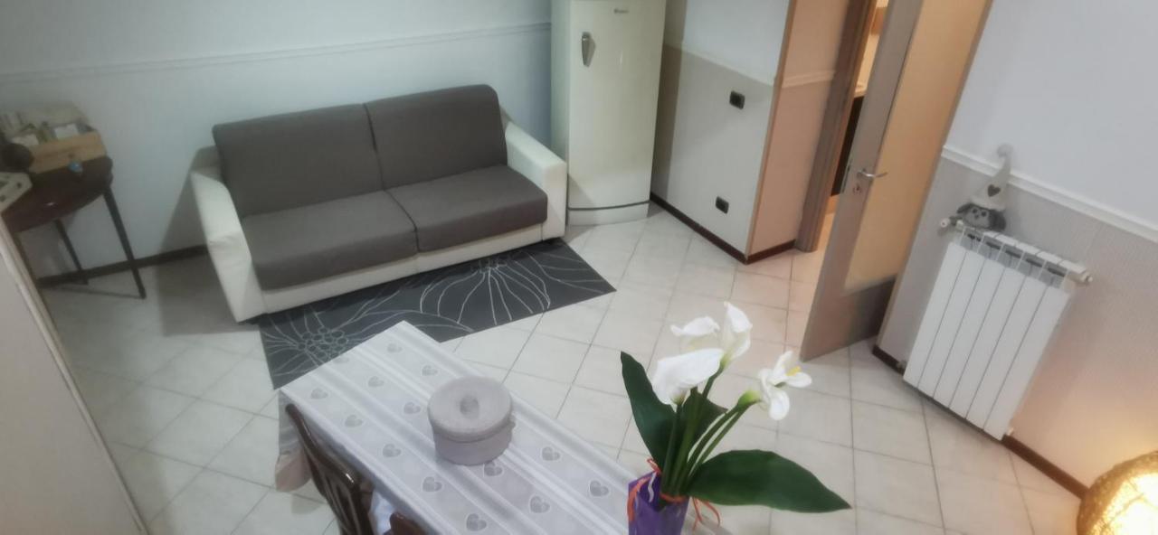 Real Family House Apartment Napoli Bagian luar foto